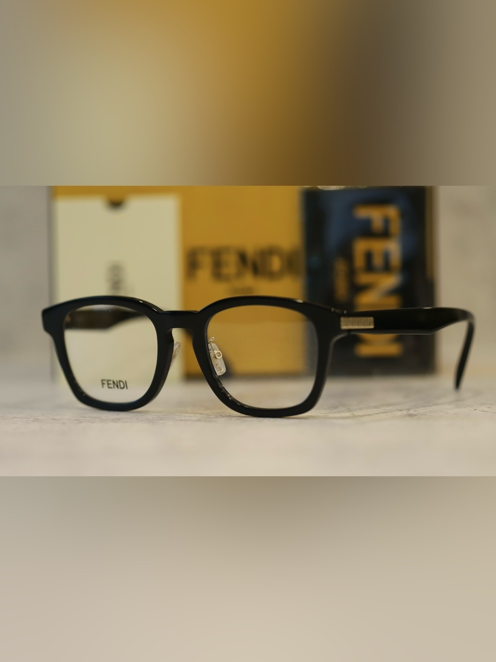 Fendi Black Unisex Glasses (NEW)